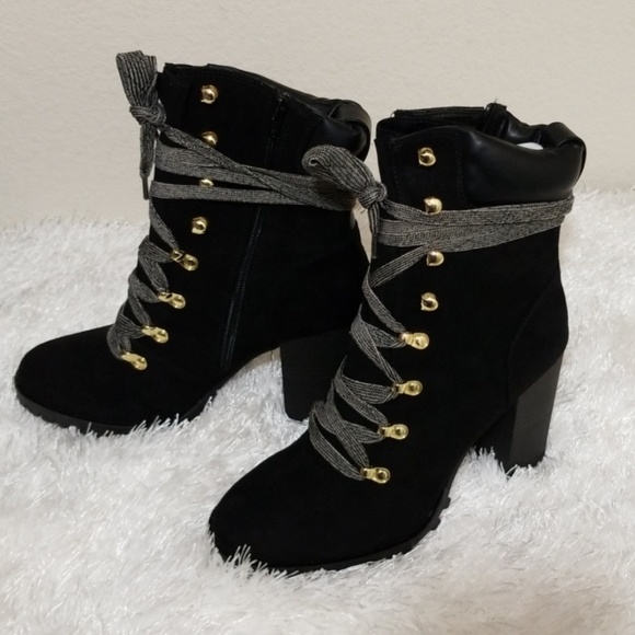 MATERIAL GIRL HAZIL LACE - UP BOOTIES - Picture 7 of 7